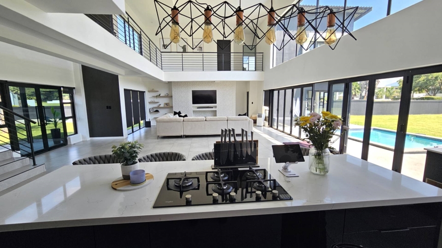 4 Bedroom Property for Sale in The Islands Estates North West